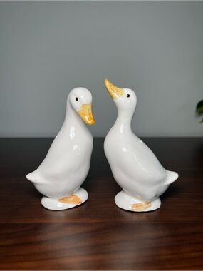 Vintage White Duck Salt & Pepper Shakers Ceramic Goose Geese Figurines Farmhouse